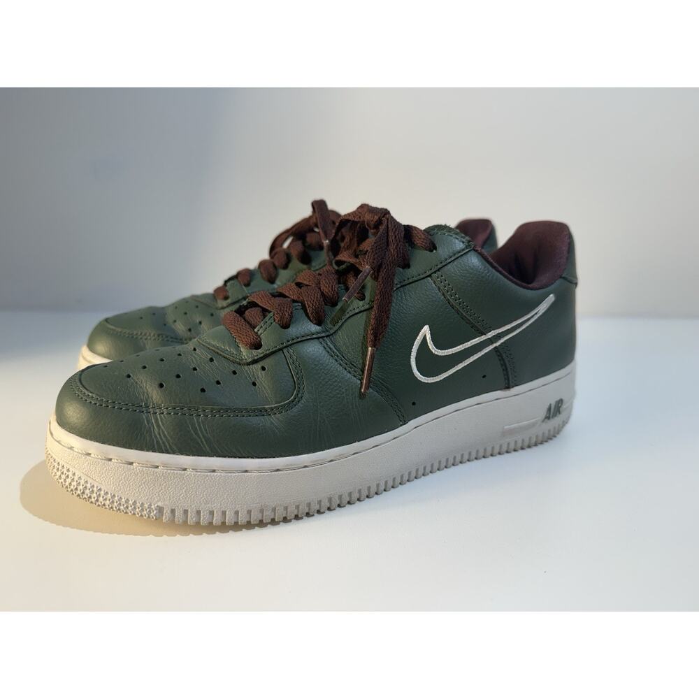 Nike Air Force 1 Retro 2018 Low Hong Kong Size 8 845053-300 Deep Forrest Green